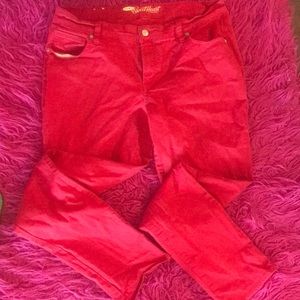 Red skinny jeans